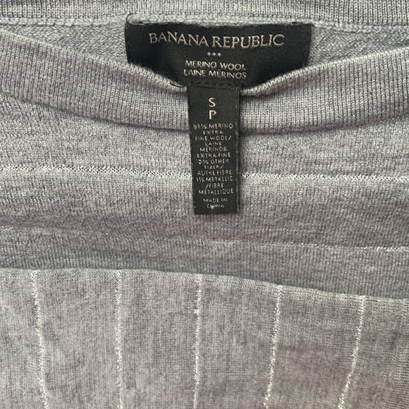 Banana Republic gray/sliver merino extra fine wool long sleeves size s striped - Picture 1 of 12